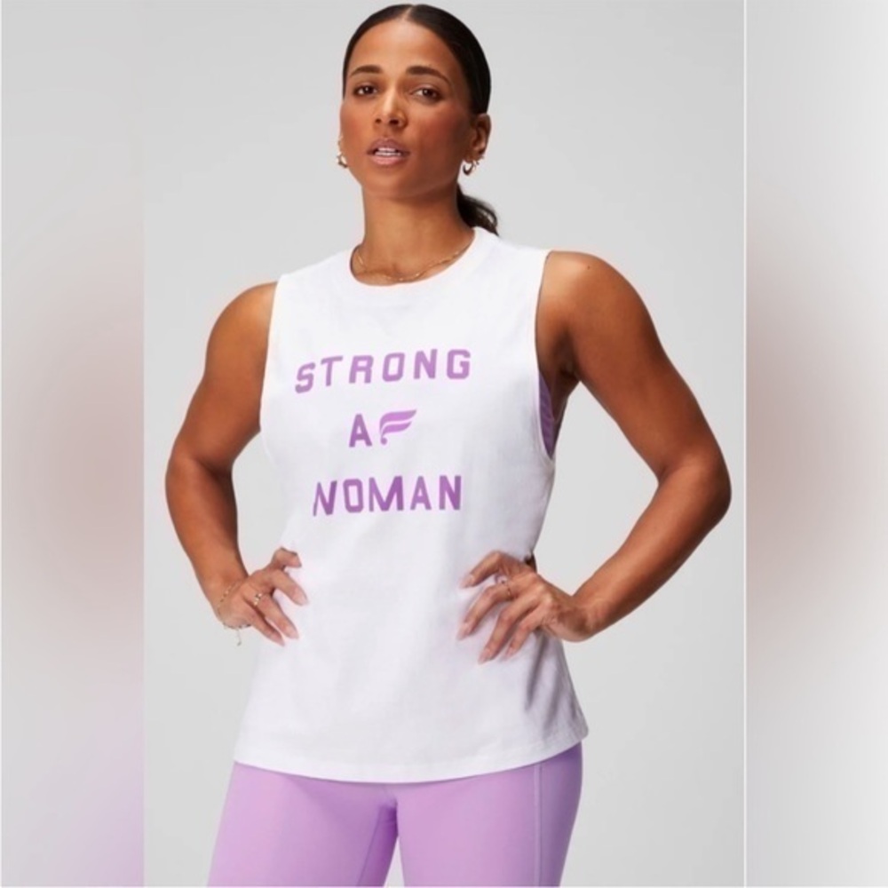 Fabletics Strong AF Woman Tank Size L live show listing